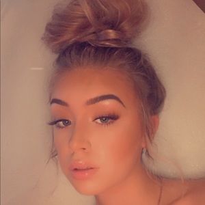 Meet your Posher, Kailey